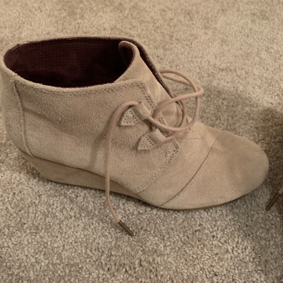Wedge Booties by Toms! Like brand new! - Picture 2 of 6